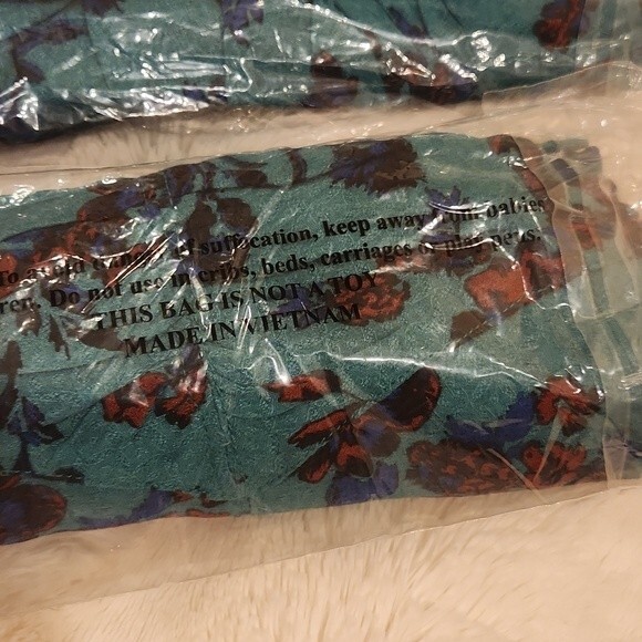 Free People Hilary Printed Top in green combo size S New With Tag - Picture 7 of 12